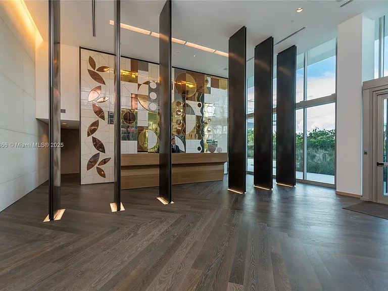 360 Ocean Dr #905S — Photo 32