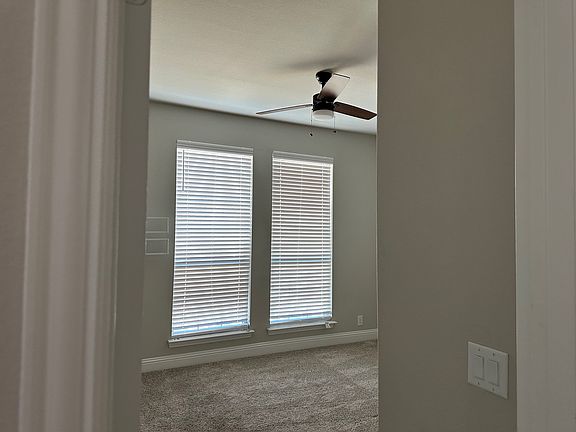 4th image of 1509 Welch Dr