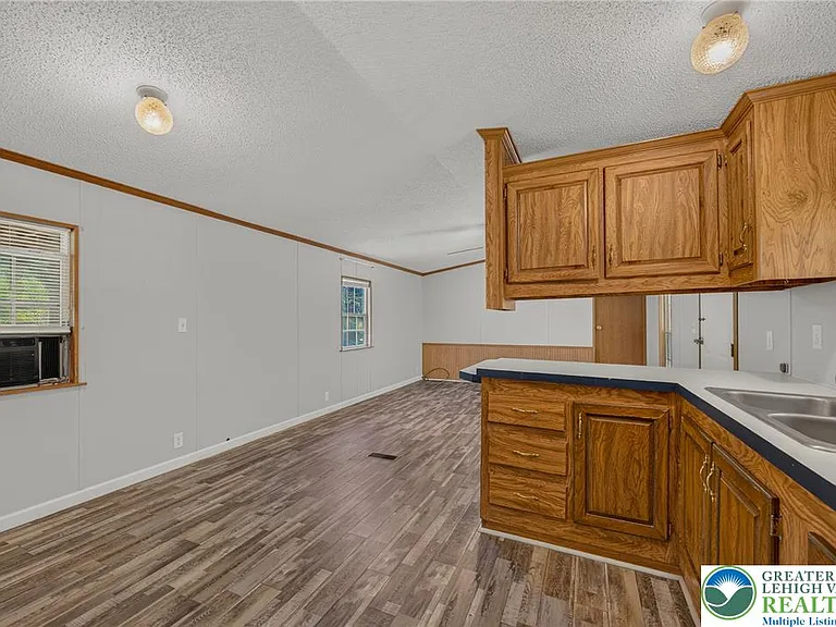 2674 Williams Rd — Photo 19