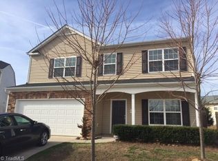 2201 Waverly Dell Dr, Winston Salem, NC 27127