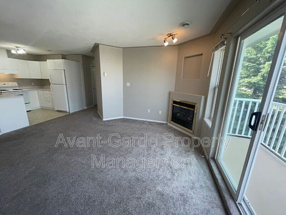 3rd image of 4405 37th St #16
