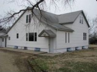 245 90th, Newton, KS 67114
