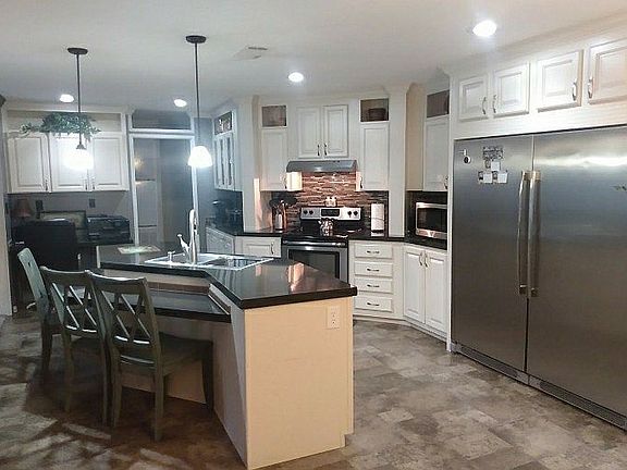 3rd image of 7454 County Road 315c