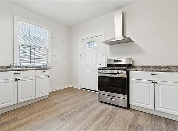 5th image of 3503 Paris Ave