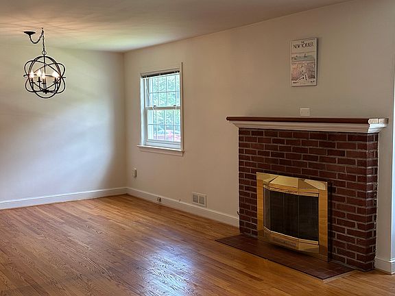 Living Room / Dining Room