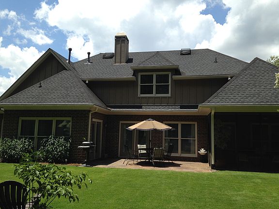 roof line and back view