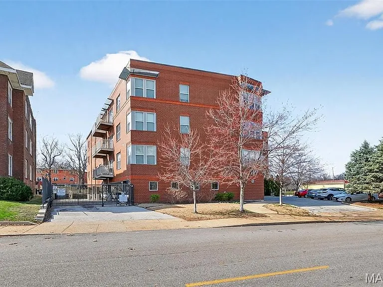 849 Westgate Ave #305 — Photo 25