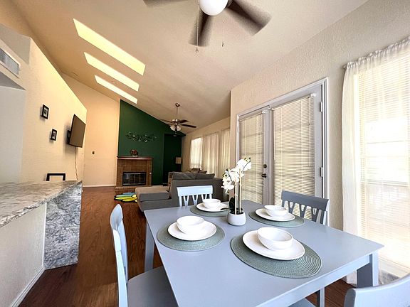 4th image of 8633 Datapoint Dr APT 218