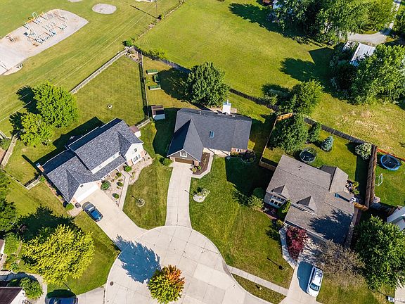 4th image of 8211 Fawncrest Pl