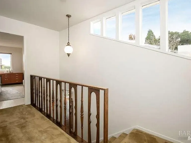 33 Amicita Ave — Photo 17