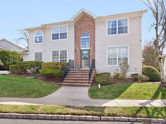 2nd image of 43 Whitehead Road