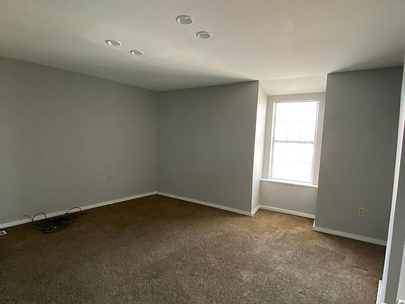 4th image of 819 McCandless Ave Floor 2