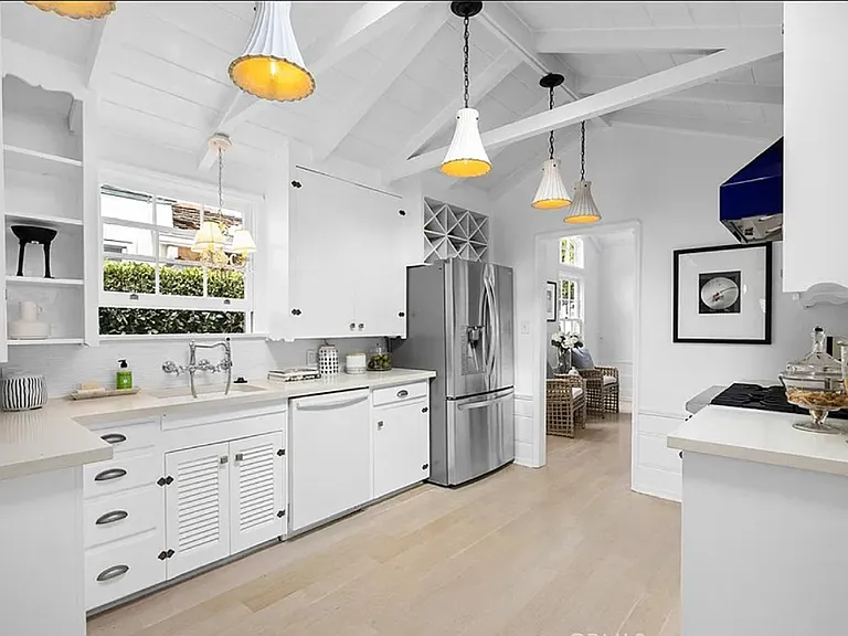 313 Amethyst Ave — Photo 5