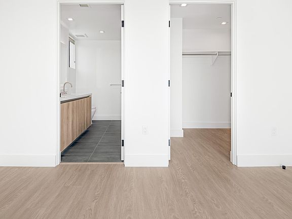 3rd image of 8555 Colgate Ave #401