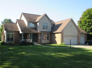 990 Sebring Rd, Beaver, PA 15009