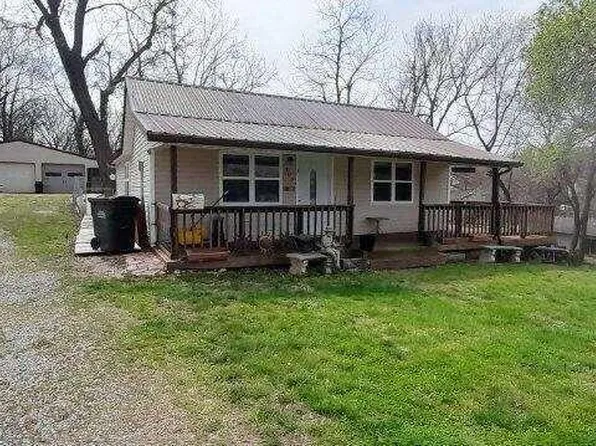 303 Logan Street, Monett, MO 65708