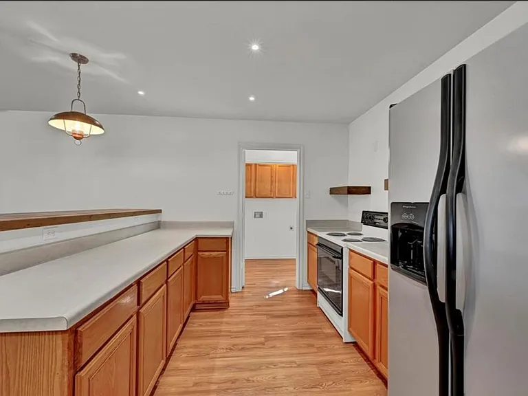 1029 Shoreline Dr — Photo 15