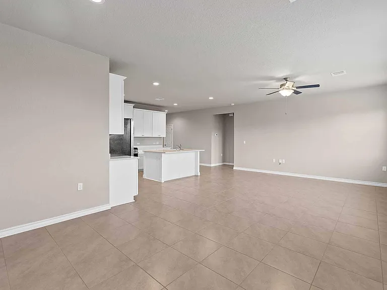 11724 Saddle Rock Dr — Photo 6
