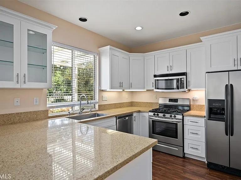 9 Acorn Rdg — Photo 16