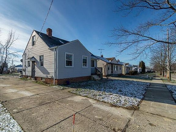 2nd image of 17514 Holly Hill Dr