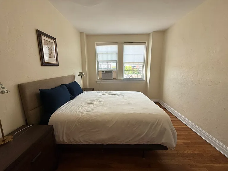 New King Edward Apartments — Photo 414