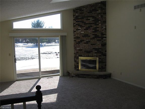 3rd image of 336 W Streetsboro St