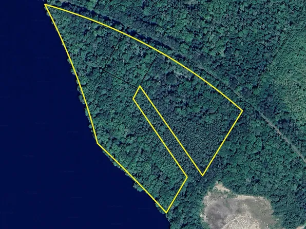 Blueberry Ln, Halifax, NS B0N 2M0