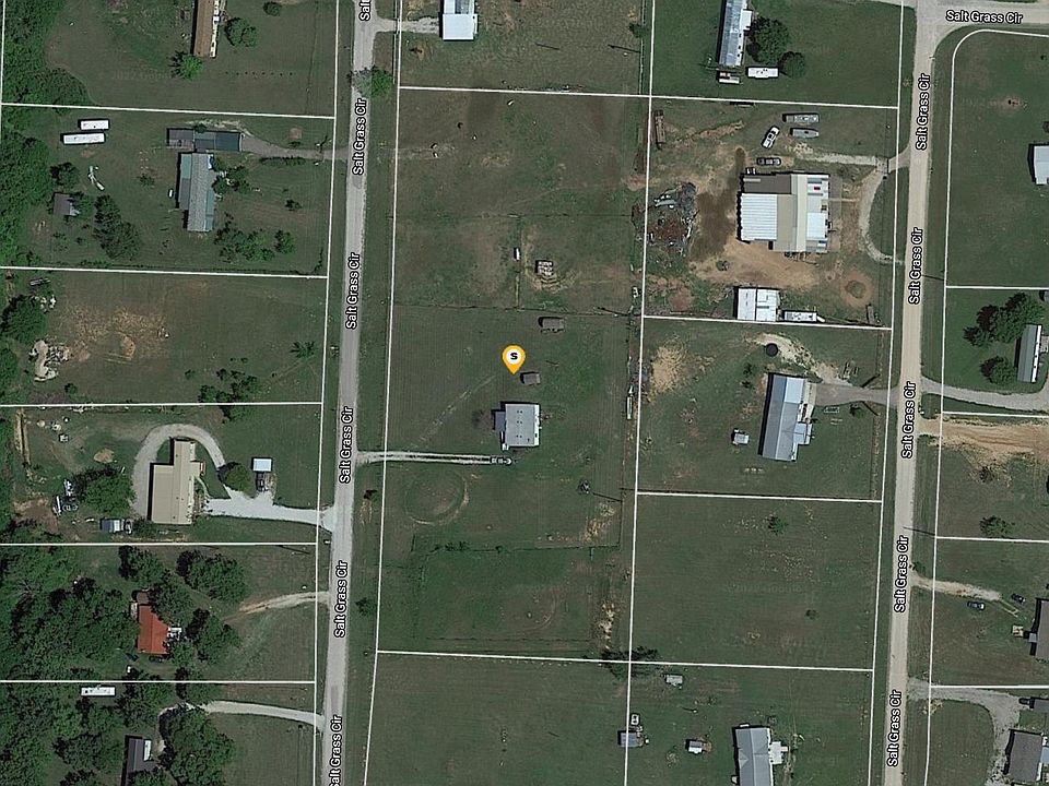 2nd image of 225 Salt Grass Cir