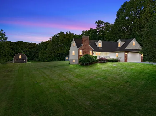 154 Aldrich St, Uxbridge, MA 01569