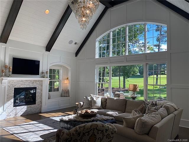 2nd image of 18916 River Falls Dr