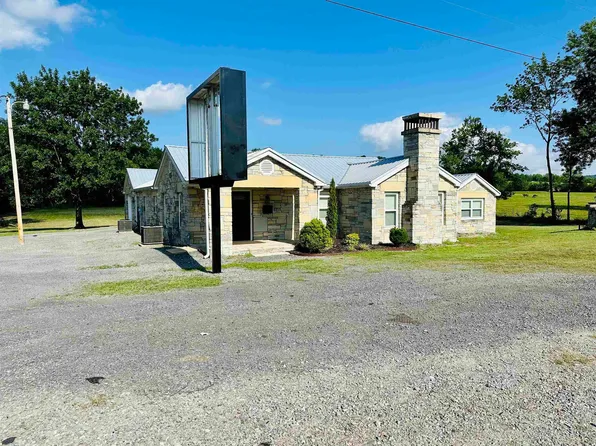 3764 S Highway 65, Leslie, AR 72645