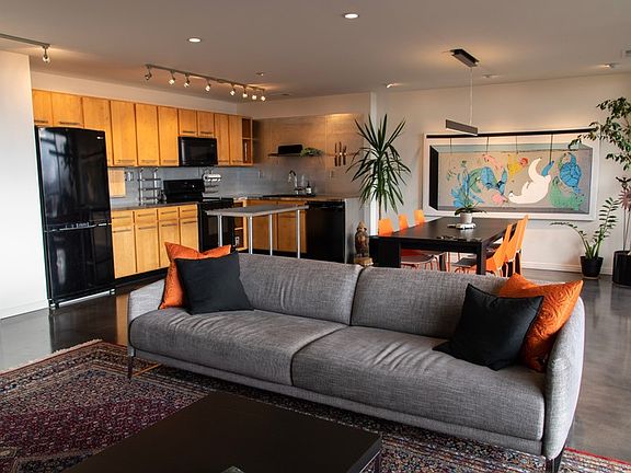4th image of 560 E South Temple APT 603