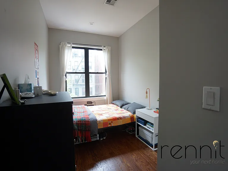 914 Hart St #2B — Photo 12
