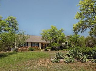 201 Brunson Ln, Wimberley, TX 78676