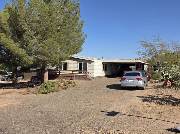 212 N Wahweap Dr, Greenehaven, AZ 86040