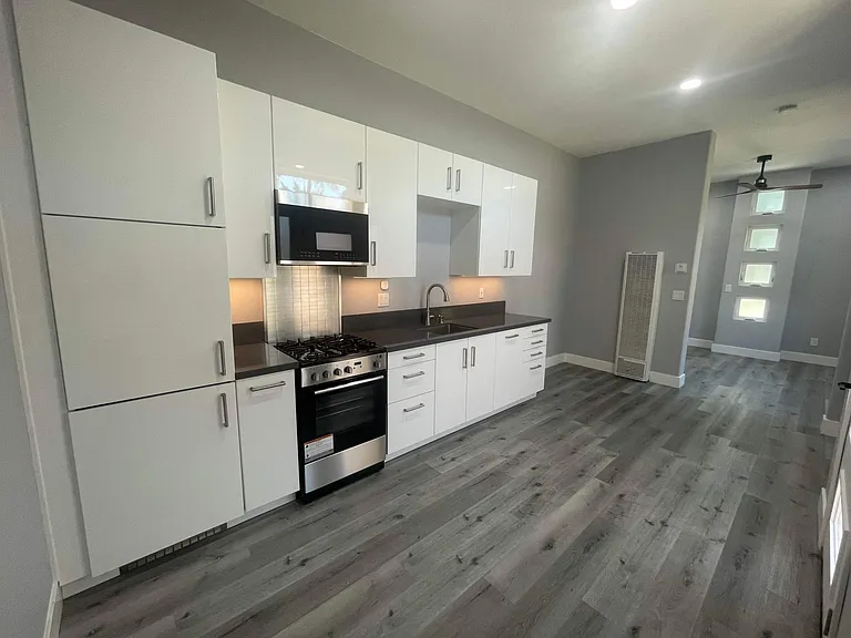 6218 Cowles Mountain Blvd — Photo 1