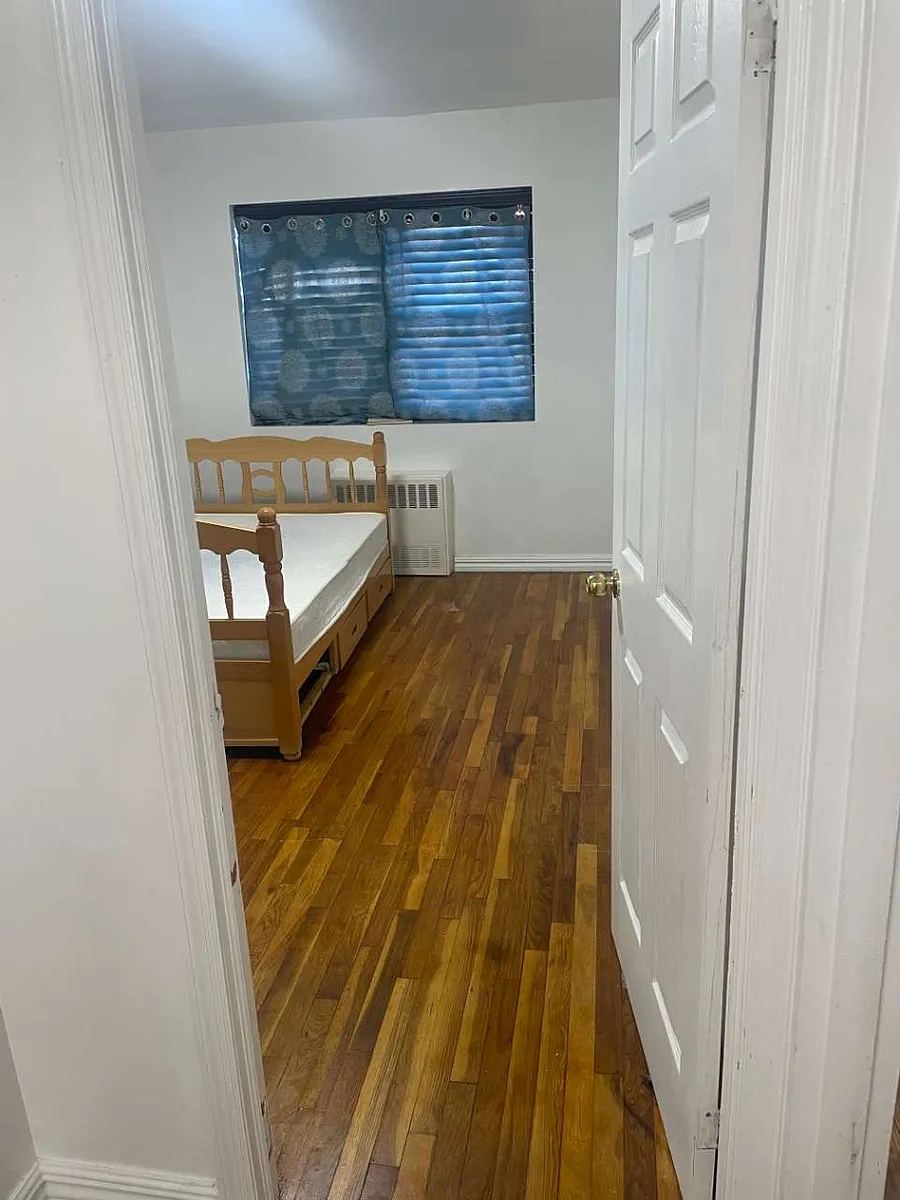 Building Photo - 2465 Brigham St #1