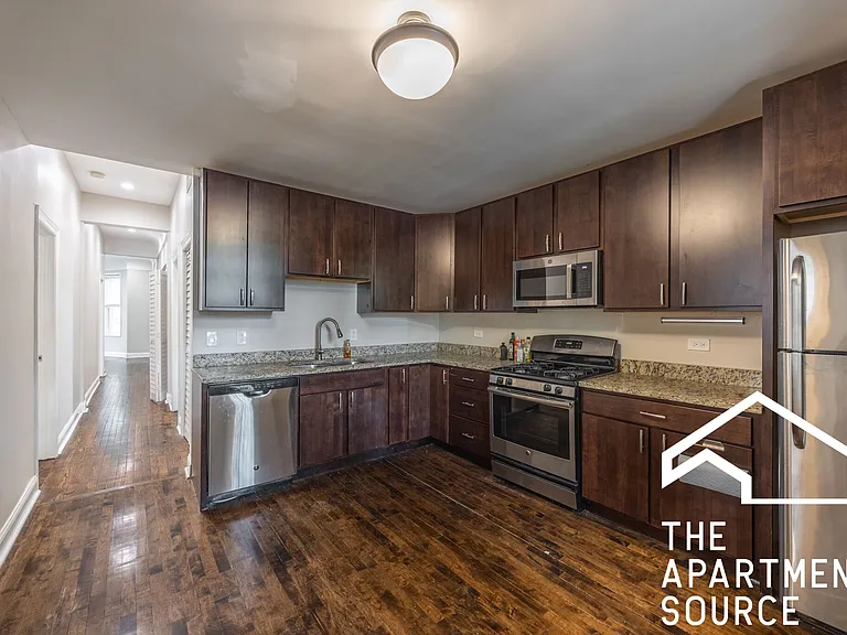 4842 N Seeley Ave — Photo 9