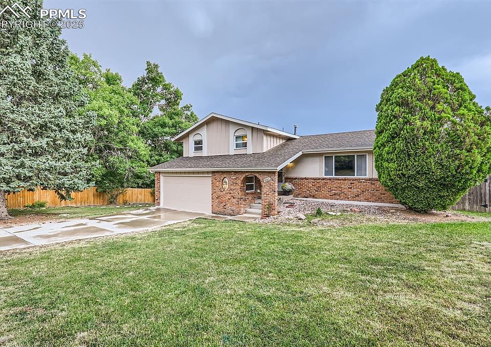 1st image of 5011 Alteza Dr