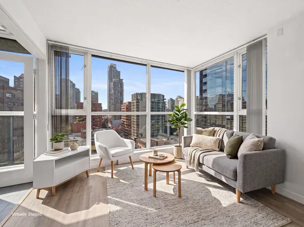 1068 Hornby St #1807, Vancouver, BC V6Z 2Y7