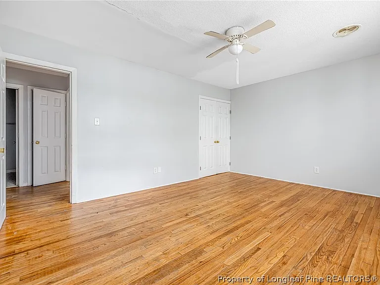 2328 Barrington Cir — Photo 22