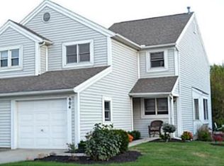 904 Hilltop Dr, Bellefontaine, OH 43311