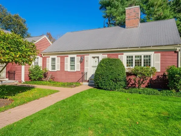 9 Muster Ct, Lexington, MA 02420