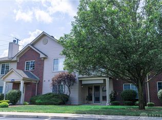 1982 Waterstone Blvd APT 103, Miamisburg, OH 45342