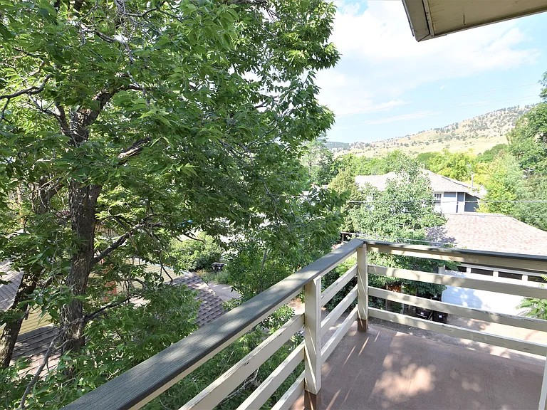 2927 Broadway St #4 — Photo 14