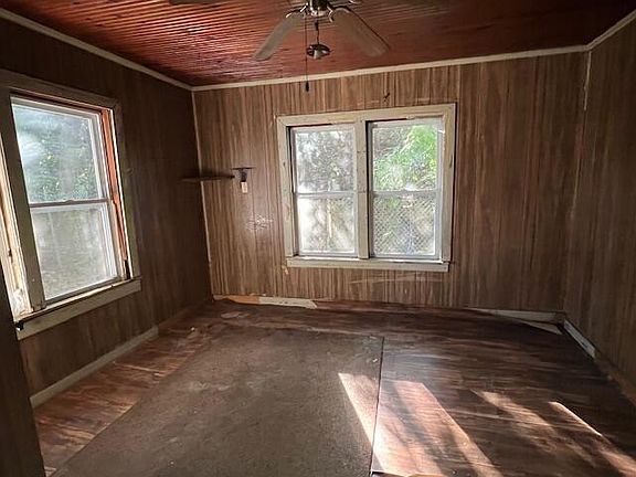 5th image of 4408 Lillian Hwy