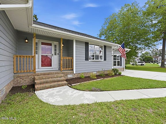 4th image of 2491 Northwoods Drive