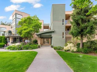 22277 122nd Ave #206, Maple Ridge, BC V2X 3X8