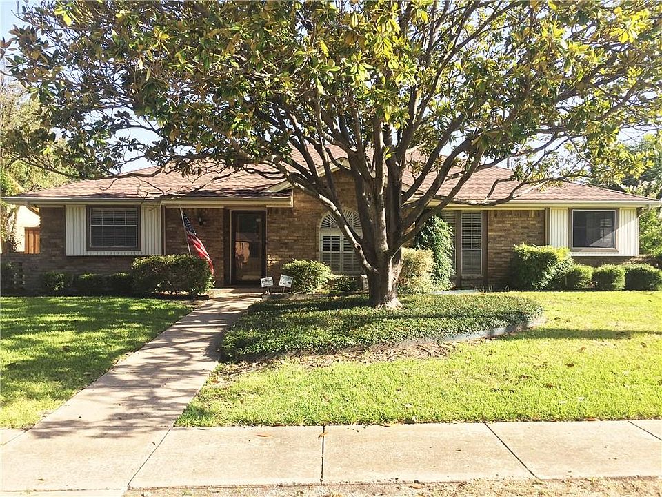 1st image of 1800 Marquette Dr