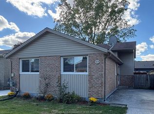 104 Randolf Cres, Chatham Kent, ON N7M5Y1